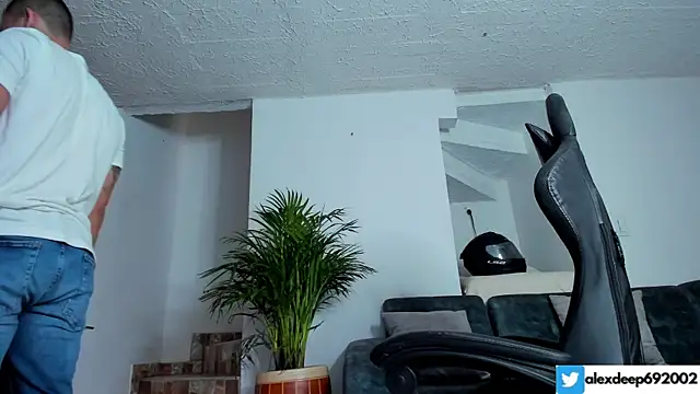 Snapshot of _heracles_ chatting on 01-22-25, 08:49 heracles online show from 01-22-25, 08:49