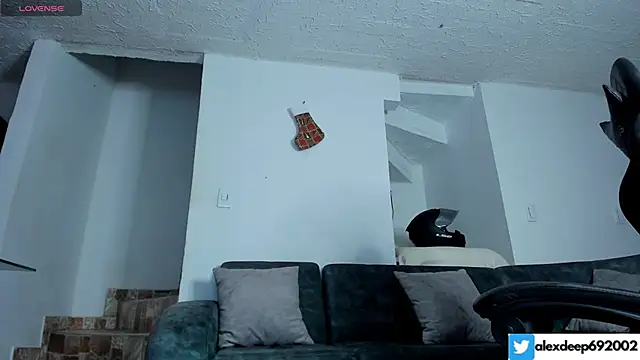 Snapshot of _heracles_ chatting on 12-04-24, 05:32 heracles online show from 12-04-24, 05:32