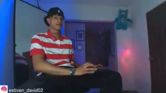 Snapshot of mike_casseano chatting on 11-09-25, 03:21 mike casseano online show from 11-09-25, 03:21