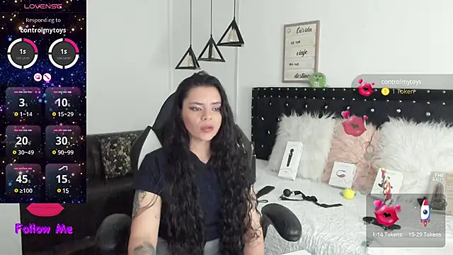Snapshot of natasha_logan_ chatting on 02-25-25, 01:21 natasha logan online show from 02-25-25, 01:21