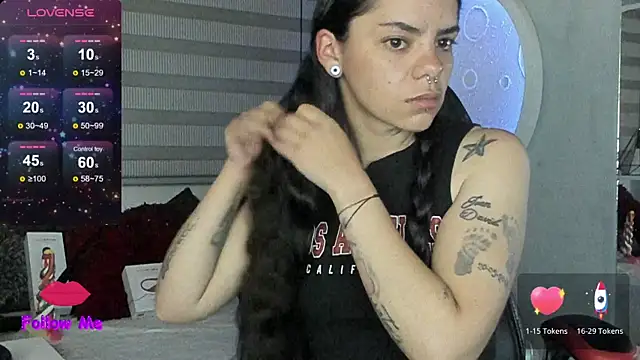 Snapshot of natasha_logan_ chatting on 07-27-26, 04:08 natasha logan online show from 07-27-26, 04:08
