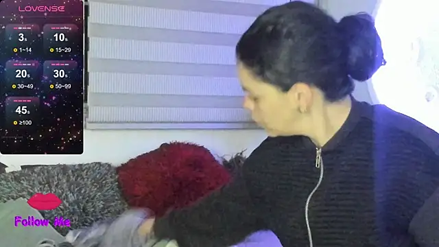 natasha logan  online show from 05-22-26, 04:10