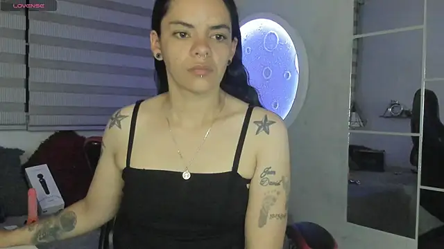 Snapshot of natasha_logan_ chatting on 07-07-26, 04:04 natasha logan online show from 07-07-26, 04:04