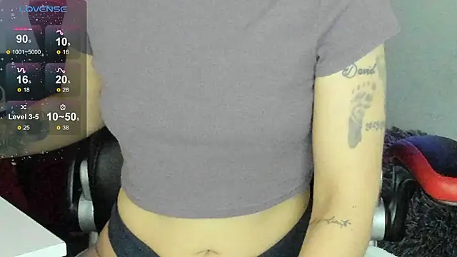 natasha logan  online show from 02-15-26, 04:02