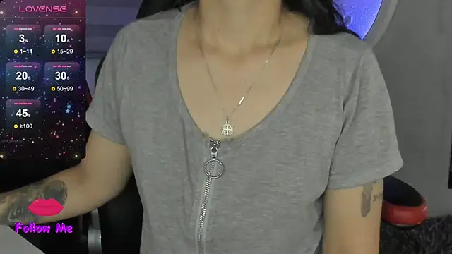 natasha logan  online show from 01-12-26, 04:08