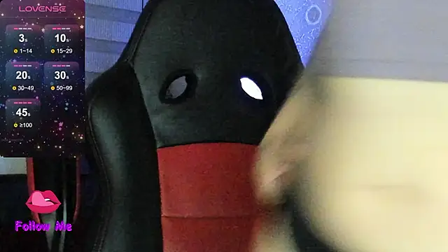 natasha logan  online show from 01-17-26, 04:27