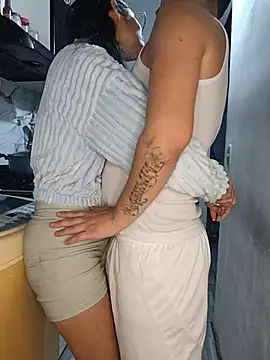 catire2323 online show from 05-13-26, 12:17