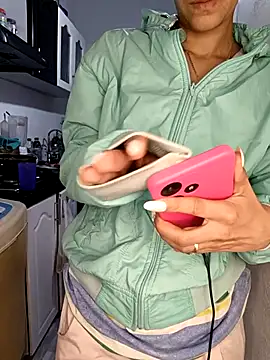 catire2323 online show from 09-19-25, 12:25