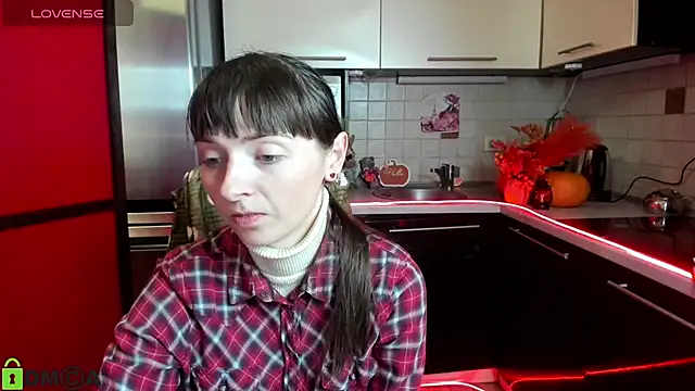 TayanaJons online show from 11-20-25, 07:53