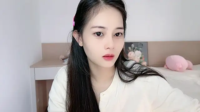 Judy520 online show from 10-28-25, 02:34