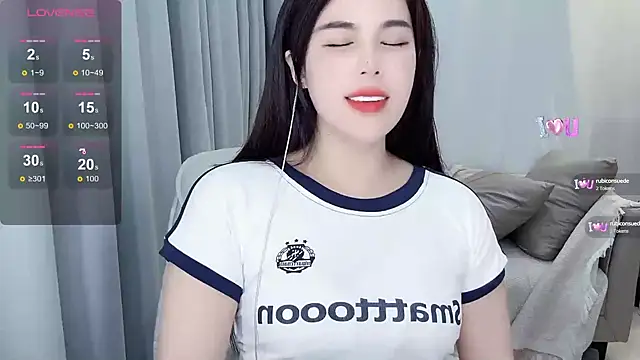 Snapshot of hknana chatting on 02-17-25, 11:13 hknana online show from 02-17-25, 11:13
