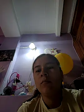 selena gomez2 online show from 10-24-25, 01:54