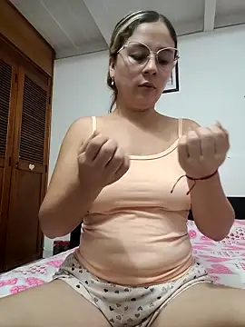 selena gomez2 online show from 02-28-26, 02:00