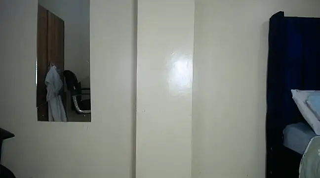 Snapshot of Siri_ssaru chatting on 01-03-25, 12:22 Siri ssaru online show from 01-03-25, 12:22