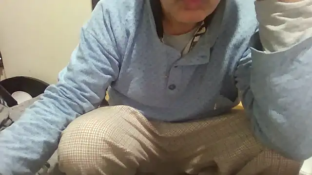 asira39 online show from 11-05-25, 09:51