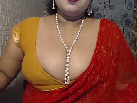 Oh Maya online show from 11-25-25, 05:13