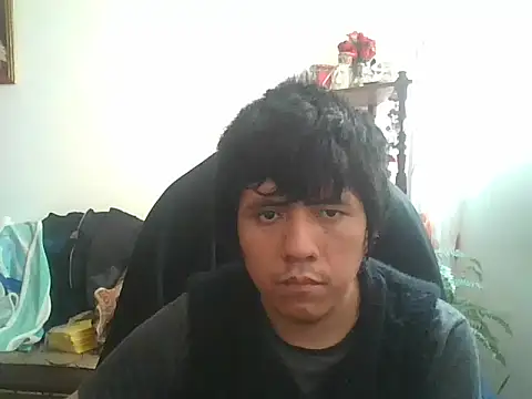 gianfranco1230 online show from 10-04-25, 07:15