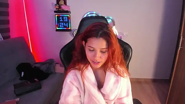 crystal bunny7 online show from 10-17-25, 12:25