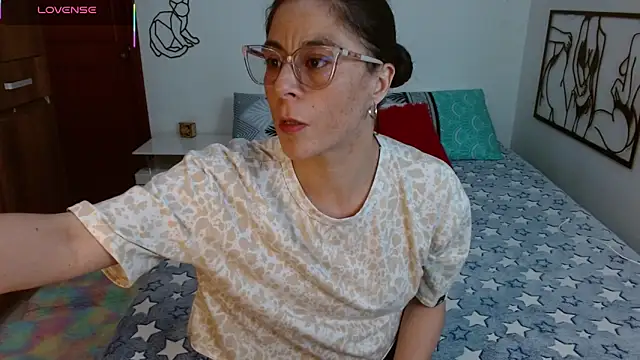 antonella sweet33 online show from 11-21-25, 09:36