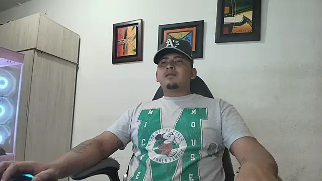 myke andrade online show from 12-14-25, 01:12