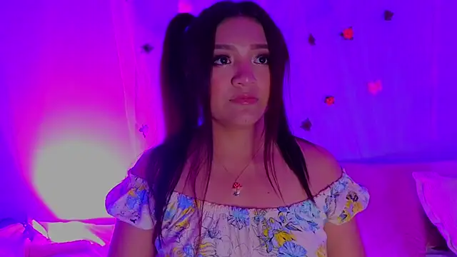 Snapshot of Tilatequilas chatting on 01-13-25, 03:23 Tilatequilas online show from 01-13-25, 03:23