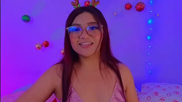 Snapshot of Tilatequilas chatting on 12-14-24, 02:33 Tilatequilas online show from 12-14-24, 02:33