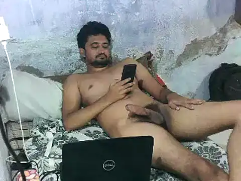 Rocobodymassager online show from 06-11-26, 03:25