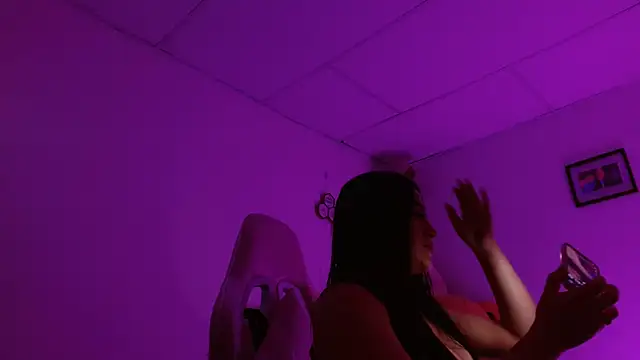 Dakota bumm online show from 11-17-25, 08:24