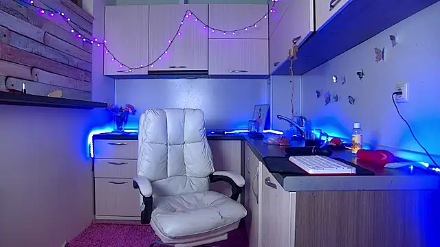 Skinny Nally online show from 02-19-26, 01:13