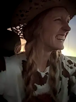 GoldenFlameGoddess online show from 11-03-25, 01:22