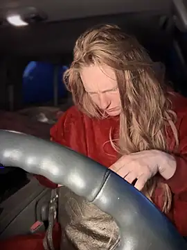 GoldenFlameGoddess online show from 01-17-26, 03:04