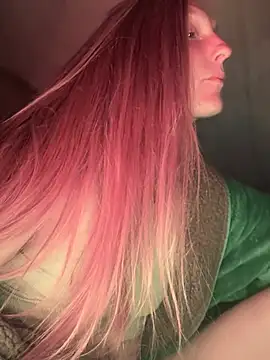 GoldenFlameGoddess online show from 05-24-26, 04:34