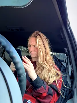 GoldenFlameGoddess online show from 09-30-25, 02:34