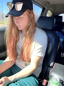 GoldenFlameGoddess online show from 03-23-26, 08:08