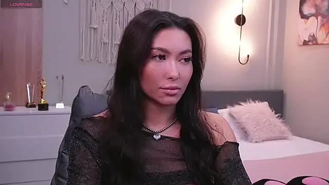 Molly Jons online show from 09-19-25, 12:47