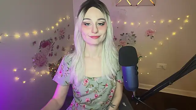 Starr1123 online show from 03-25-26, 03:39