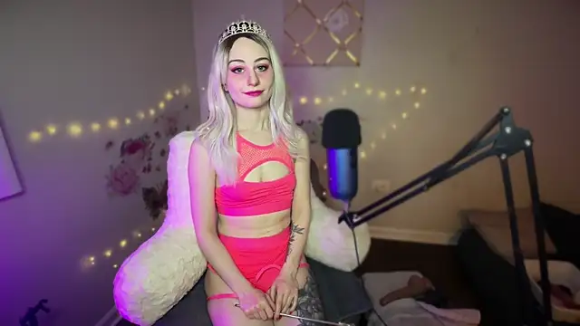 Starr1123 online show from 11-27-25, 04:46