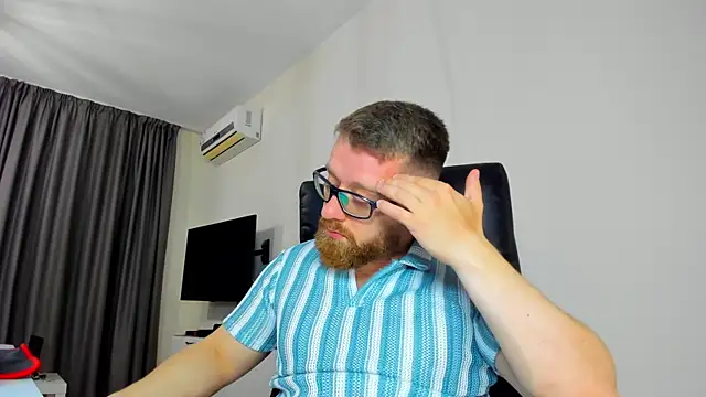 Findom guy online show from 04-13-26, 10:52