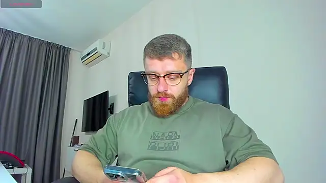 Findom guy online show from 03-25-26, 06:07