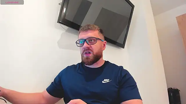 Findom guy online show from 02-20-26, 09:39