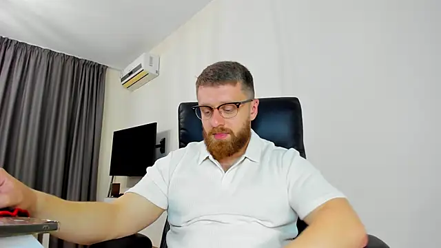 Findom guy online show from 04-05-26, 10:33