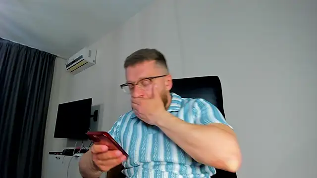 Findom guy online show from 04-29-26, 05:30