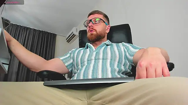 Findom guy online show from 02-12-26, 01:00