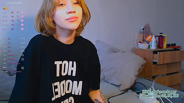 amelia lye online show from 05-14-26, 02:14