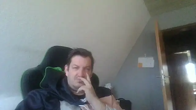 Snapshot of Golffahrer1982 chatting on 09-25-25, 07:36 Golffahrer1982 online show from 09-25-25, 07:36