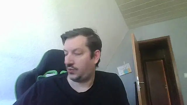 Golffahrer1982 online show from 05-23-26, 08:35