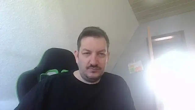 Golffahrer1982 online show from 03-09-26, 09:35