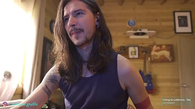 Snapshot of Antinoo_Gnothi chatting on 10-05-25, 04:20 Antinoo Gnothi online show from 10-05-25, 04:20