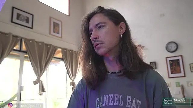 Snapshot of Antinoo_Gnothi chatting on 02-06-25, 02:37 Antinoo Gnothi online show from 02-06-25, 02:37