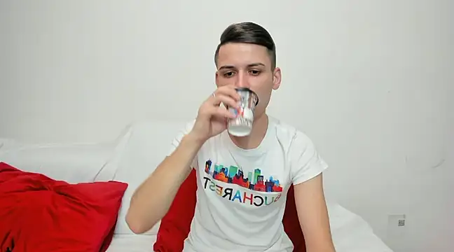 andboyfor6 online show from 12-11-24, 08:15